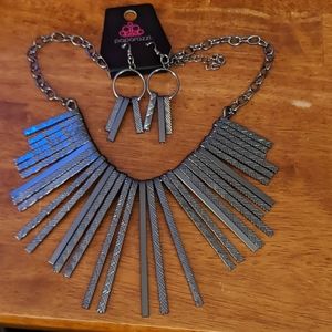 Paparazzi gunmetal bib necklace and earrings set